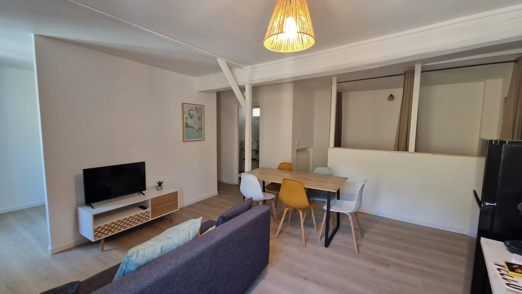 Le Bourg Apartment Lagnieu Exterior photo